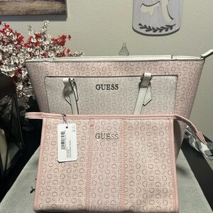 GUESS Powdery Blush Pink Patterned Tote with Matching Pouch~Pouch NWT